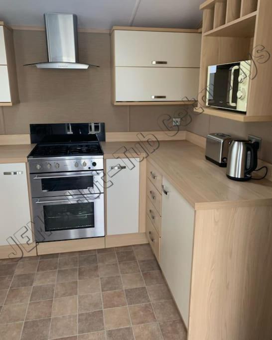 Jems Hot-Tub Getaways 8 Berth At Tattershall Lakes Exteriér fotografie
